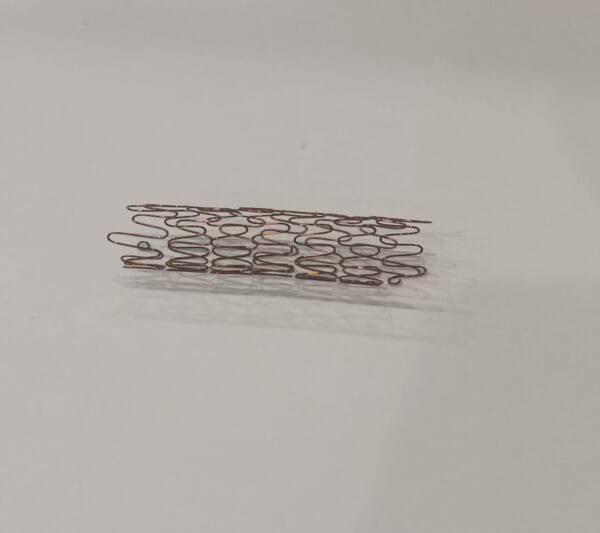 Nitinol stent for coronary artery treatment