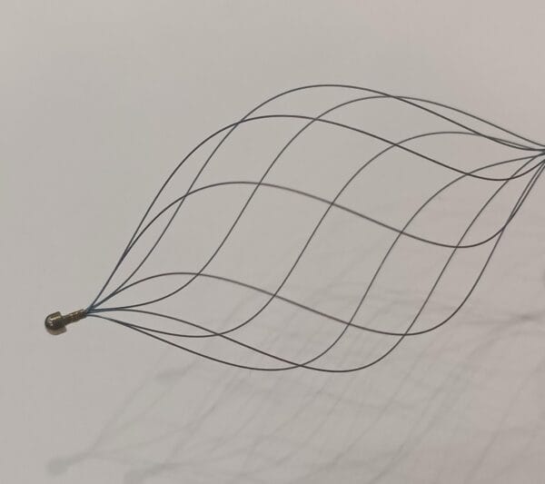 Stone retrieval device made with nitinol wire forming for precise stone extraction